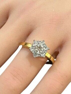Vintage Ring Cluster Center Clear Stone Silver and Gold Tone Size 10